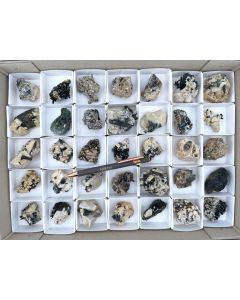 Aegirine xls, Pyrochlore xls, Zircon (UV) xls; partly UV-active; Mt. Malosa, Zomba, Malawi; 1 unique flat (453)