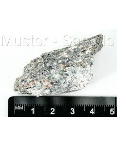 Andalusit (rot); Riddahyttan, Schweden; KS