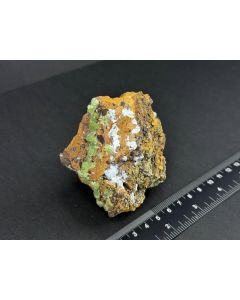 Smithsonite, Calcite, Rosasite xls; Barbara Mine, Laurion, Greece; Scab