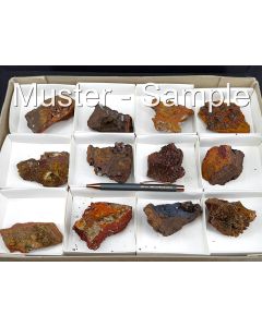 Adamite xls, UV-active!; Mapimi, Mexico; 1 flat