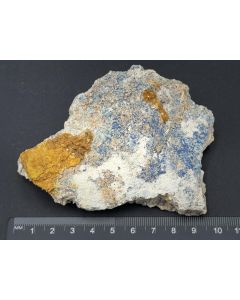 Boleit xx auf Anglesit; St. Rosalia, El Boleo, BC, Mexiko; NS; Einzelstück