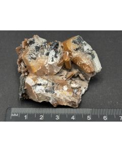 Wulfenite xls; Tsumeb Mine, Otavi Mountains, Namibia; Ilse Baer collection; Scab; unique piece
