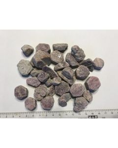 Rubin - Corund X; rote Kristalle und Kristallfragmente, rein, Mali; 100 g