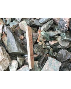 Afrikanische Jade - Serpentinit, derb, grünes massives Material, Tansania, 1 kg