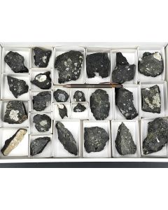 Analcim, Natrolith xx; Steinbruch Kaulsberg, Ortenberg, Hessen, Deutschland; 1 Steige; Unikat