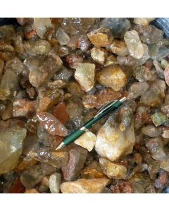 Grünquarz, Bergkristall mit Amphibol Nadeln, Sambia, 1 kg