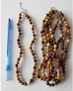 Necklace with 8 mm mookaite spheres, 45 cm long, 1 piece