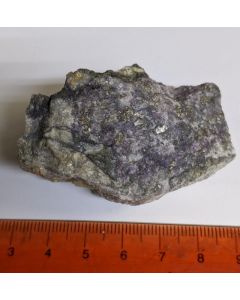 Calaverite xx/(xx); Cripple Creek, Teller Co., CO, USA; scab