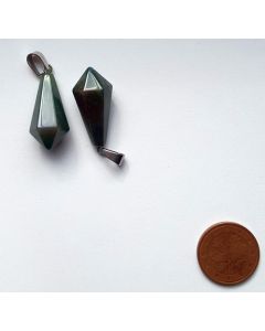 Gemstone pendant; elongated pendulum, Moss Agate, approx. 3 cm; 1 piece