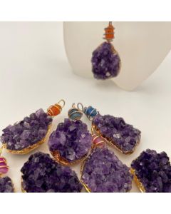 Amethyst-cluster, electroplated (golden), with tumbled stone