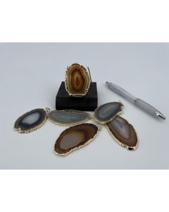 Agate slice; natural color, with metal clip, gold, approx. 5-7cm; 1 piece 