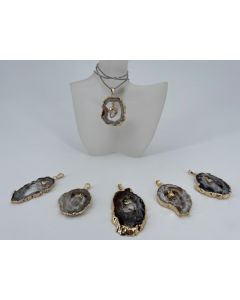 Geode slice;with moving crystal and clip, gold, approx. 3-5cm; 1 piece 