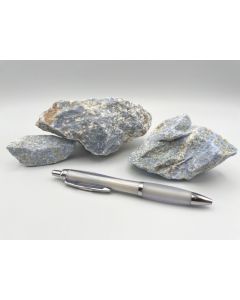 Ellestadite, Calcite, blue; Crestmore, California, USA; 1 kg