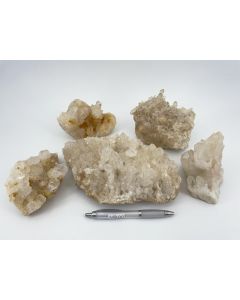 Bergkristall, Quarz; Kristalle auf Matrix, Itremo, Madagaskar; 1 kg 