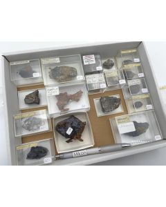 Elemente, Mineralien gemischt; Gerd Tremmel Sammlung, Nr.1847; 1 Halbformat Steige