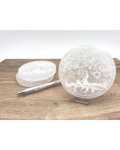 Selenit, weiß, Chakra Scheibe, "Lebensbaum", rund, graviert, poliert, 10 cm, 1 Stück