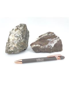 Umangite; selenium minerals, Skrikerum, Sweden; Cab