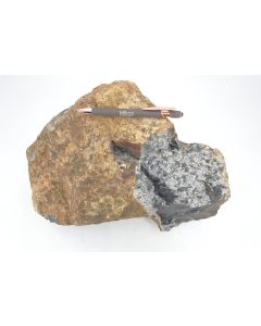 Gedrite (magnesiogedrite); Sweden; 28.65 kg, single piece