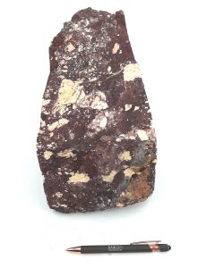 Pyrophyllite, hard soap stone; multicolour, Namibia; single piece 10,9 kg