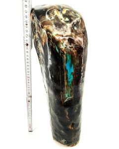 Fossil (petrified) wood, with chrysocolla and copper minerals, completely polished; Garut, Java, Indonesia; Single piece 15,4 kg