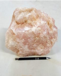Rose quartz; Namibia; single piece 4,76 kg 