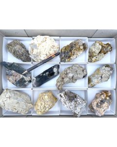 Feldspat xx, Aegirin xx, Rauchquarz xx, Siderit xx, Pseudomorphose xx; auf Matrix, Mt. Malosa, Zomba, Malawi; 1 Steige, Unikat (403)