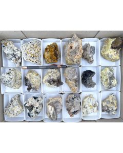 Feldspat xx, Rauchquarz xx, Siderit xx; Mt. Malosa, Zomba, Malawi; 1 Steige, Unikat (433)