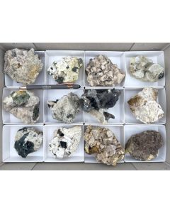 Feldspat xx, Rauchquarz xx, Aegirin xx; Mt. Malosa, Zomba, Malawi; 1 Steige, Unikat (473)