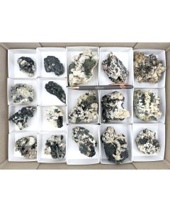 Aegirin xx, Zirkon xx; Mt. Malosa, Zomba, Malawi; 1 Steige, Unikat (485)