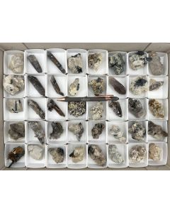 Rauchquarz xx, Aegirin xx, Feldspat xx; Mt. Malosa, Zomba, Malawi; 1 Steige, Unikat (504)