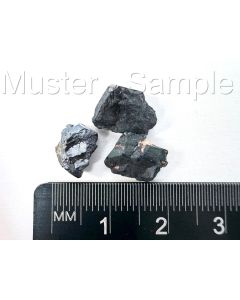 Uraninit (X); Swamp Mine, Maine, USA; MM; 9-10 mm