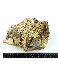 Feldspat (xx), Rauchquarz (xx), Aegirin (xx); Malawi; 2,76 kg; GS; Einzelstück (21)