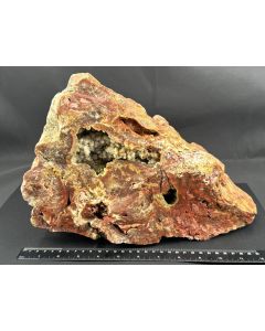 Jaspis; Lava-Jaspis, drusig; Indonesien; 10,8 kg; Einzelstück