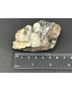 Hemimorphit, Calcit, Wulfenit xx; 79 Mine, Arizona, USA; Gerd Tremmel Sammlung; NS; Einzelstück