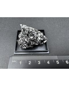 Bixbyit xx; N'Chwaning III Mine, Kalahari Manganese Field, Südafrika; KS; Einzelstück