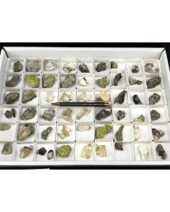 Axinit, Epidot, Pyrit xx, Bergkristall X; Gabbro, Harz, Deutschland; 1 Steige; Unikat