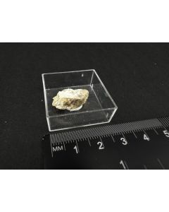 Riversidit; Crestmore Quarry, CA, USA; MM; Einzelstück