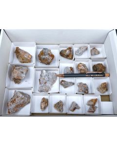 Quarz xx (Japaner-Zwillinge, Rosterit (Turmalin); Childs-Aldwinkle Mine, AZ, USA; 1 Halbformat Steige; Unikat (53)