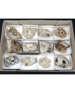 Feldspat xx, Rauchquartz xx; auf Matrix; Mt. Malosa, Zomba, Malawi; 1 Steige, Unikat (12)