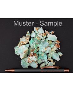 Opal, Mint Opal; grün, Sulawesi, Indonesien; 100 g
