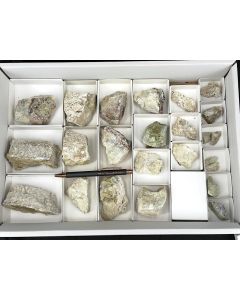 Kinoit, Ruizit, Junitoit, Gilalit xx; Christmas Mine, AZ, USA; 1 Steige; Unikat