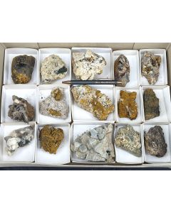 Rauchquarz, Feldspat und Zirkon xx; Mt. Malosa, Zomba, Malawi, 1 Steige; Unikat