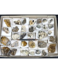 Aegirin, Siderit, Pseudomorphose, Rauchquarz, Feldspat xx; Mt. Malosa, Zomba, Malawi; 1 Steige; Unikat