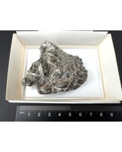 Anthophyllit (xx); Kaveltorp, Schweden; NS; Einzelstück