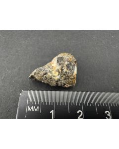 Alumohydrocalcit (xx); Thornbury, Bristol, UK; MM; Einzelstück 