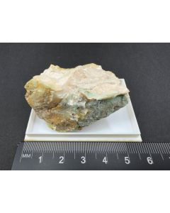 Alunit; Mt. Diablo, NV, USA; KS; Einzelstück