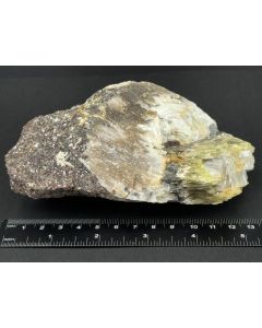 Hurlbutite; Eräjärvi, Viitaniemi, Finland; Cab; unique piece
