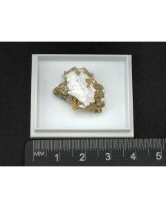 Basaluminit; Dorset, UK; MM; Einzelstück