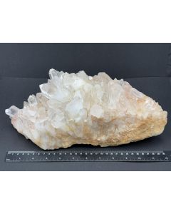 Bergkristall auf Matrix; Madagaskar; Einzelstück