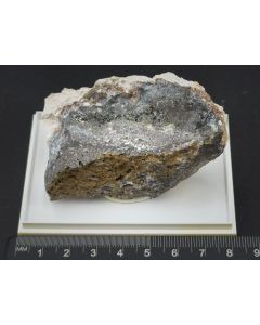 Brownmillerit; Bellerberg, Eifel, Deutschland; NS; Einzelstück